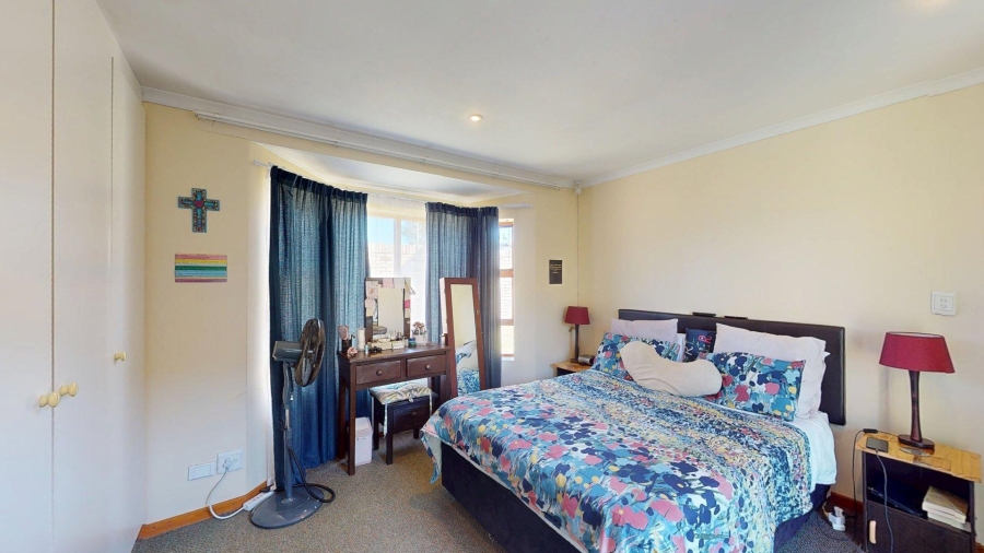 3 Bedroom Property for Sale in Summerstrand Eastern Cape